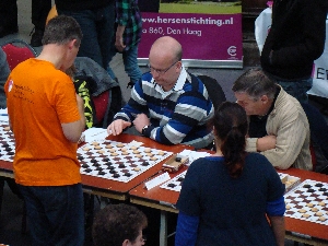 WR_Sim Dinand aan zet.jpg