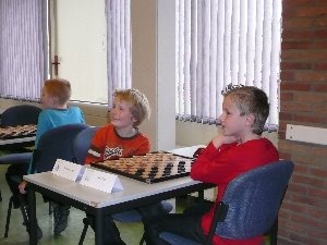 Halve finale NK welpen Tom tijdens openingswoord.jpg