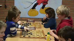KvG_Pup_Pers_Rapid_Jorne Huiting (met zwart) tegen Tom Knapen (met wit).jpg